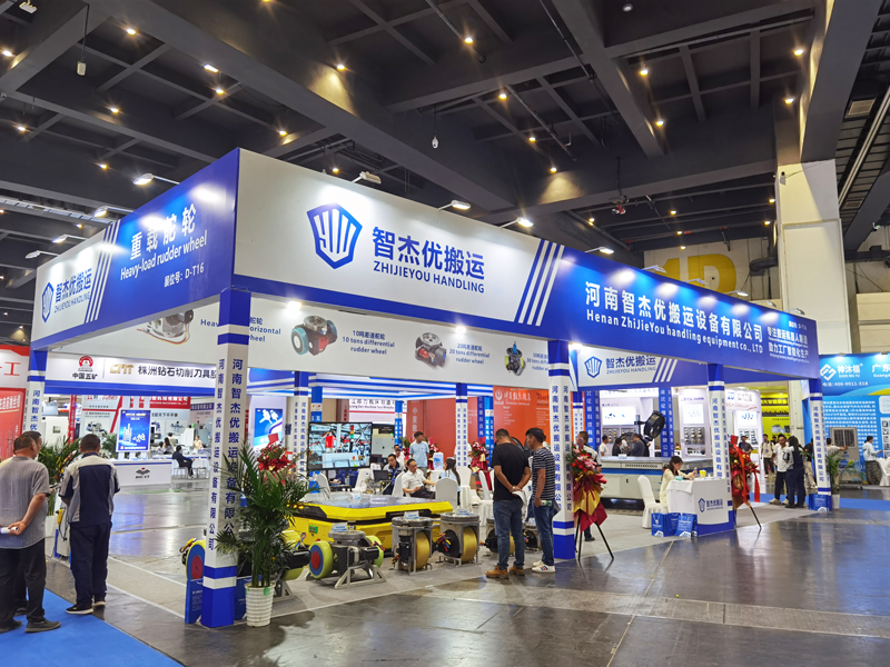 智杰優(yōu)100噸重載AGV閃耀21屆鄭州工博會